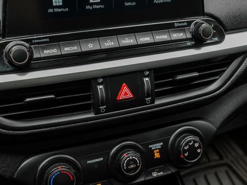 Used 2021 Kia Forte GT image 31