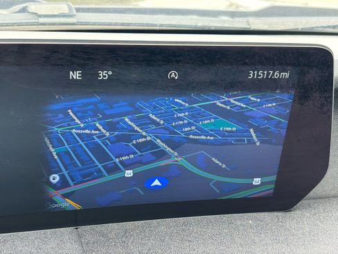 Used 2025 Ford Expedition Platinum image 4