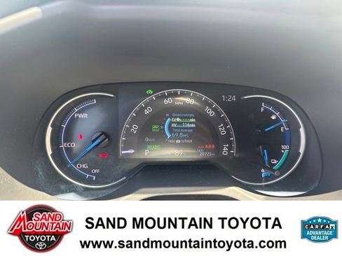 Used 2025 Toyota RAV4 SE w/ Weather & Moonroof Package AWD/4WD image 16