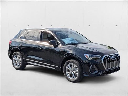 New 2025 Audi Q3 2.0T Premium image 5