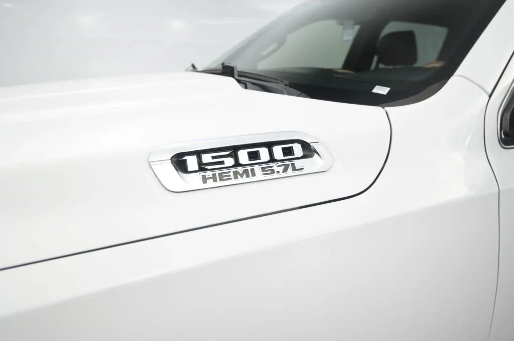 Used 2019 RAM 1500 Limited AWD/4WD image 12