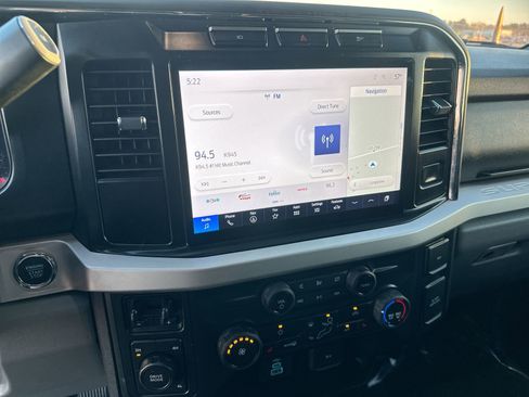 Used 2023 Ford F250 XLT w/ Black Appearance Package image 16