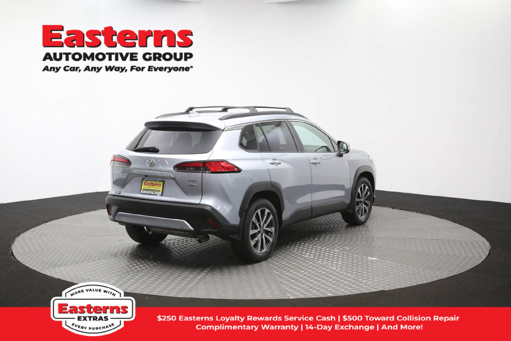 Used 2023 Toyota Corolla Cross XLE w/ Convenience Package AWD/4WD image 44
