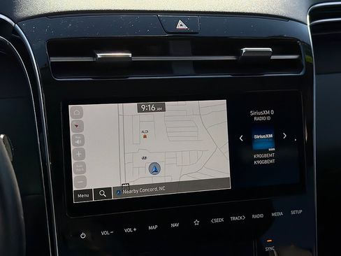 Certified 2023 Hyundai Tucson Limited FWD image 14