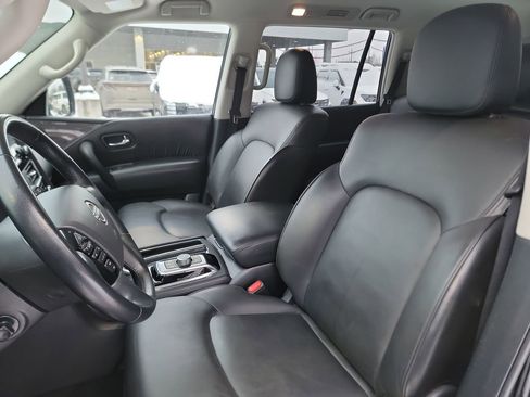Used 2023 Nissan Armada SV image 13