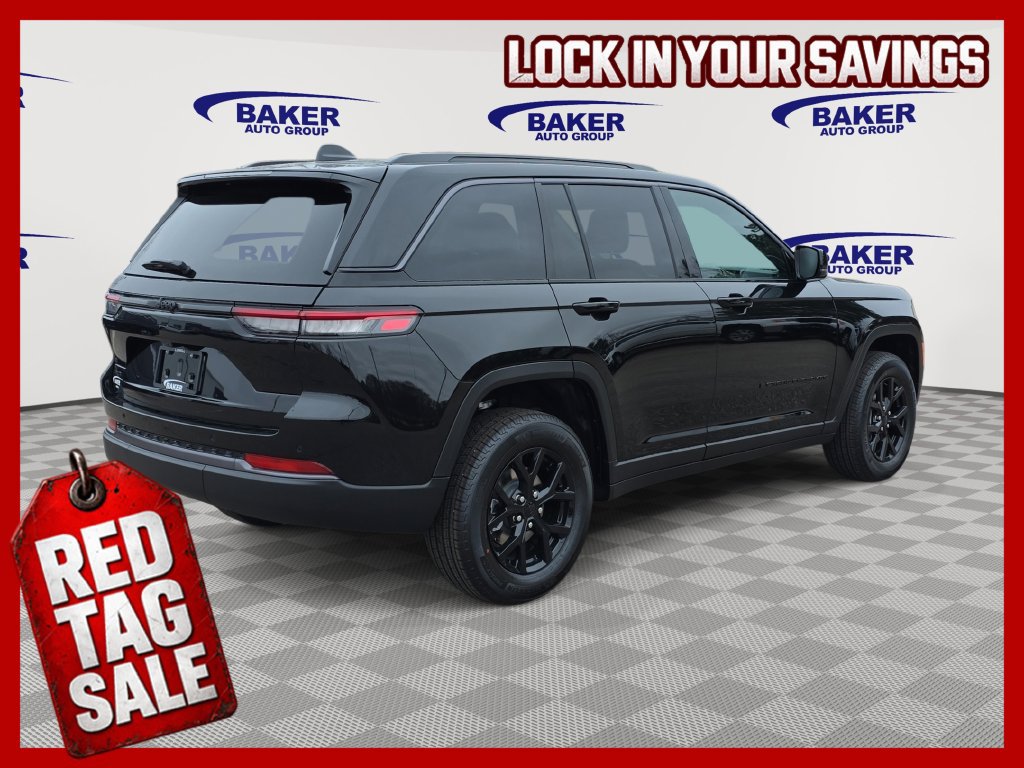 New 2026 Jeep Grand Cherokee Altitude AWD/4WD image 3