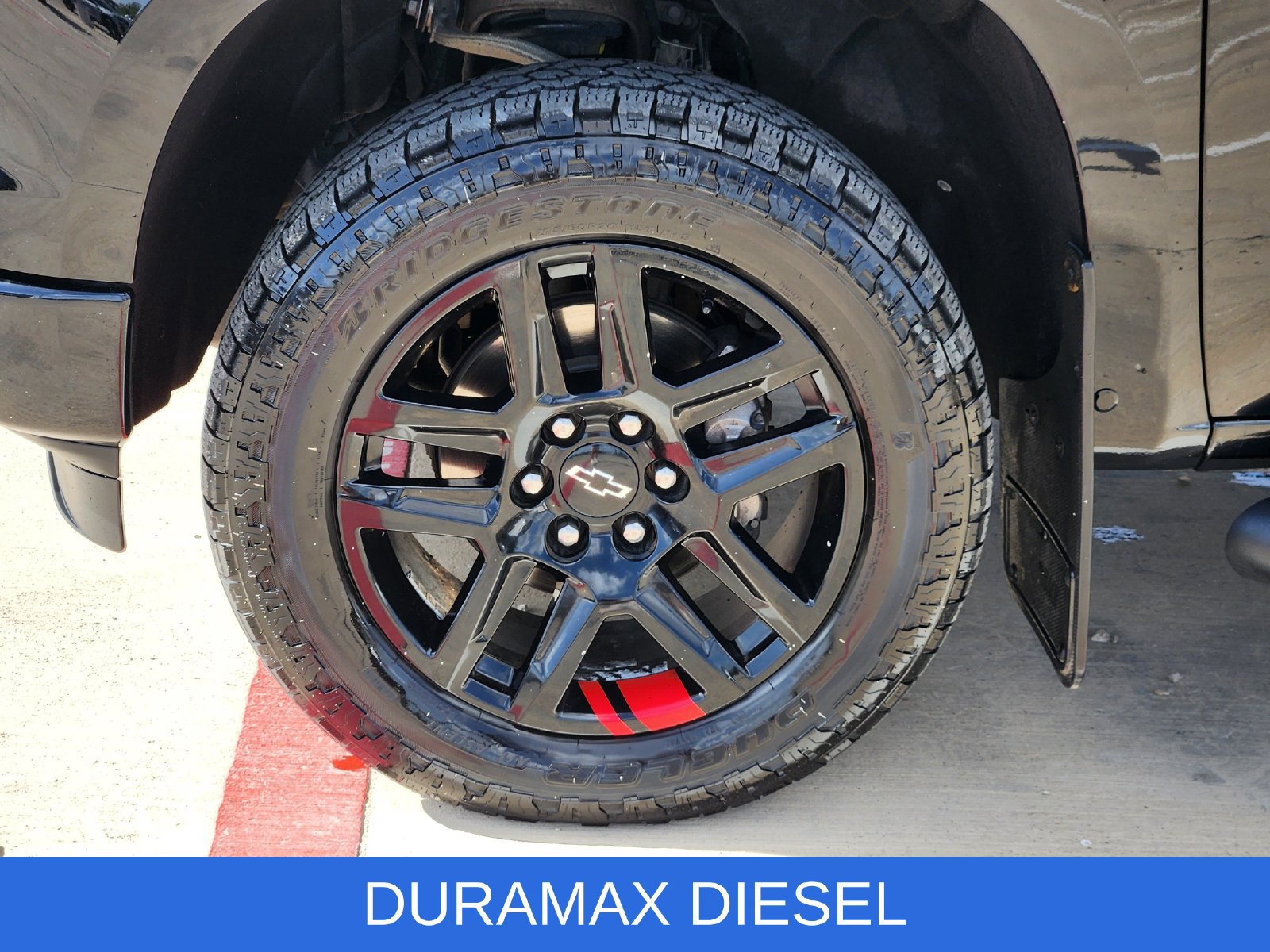 Used 2023 Chevrolet Silverado 1500 RST w/ Redline Edition AWD/4WD image 11