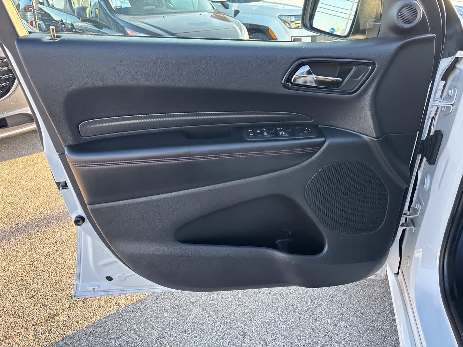 Used 2025 Dodge Durango GT RWD image 10
