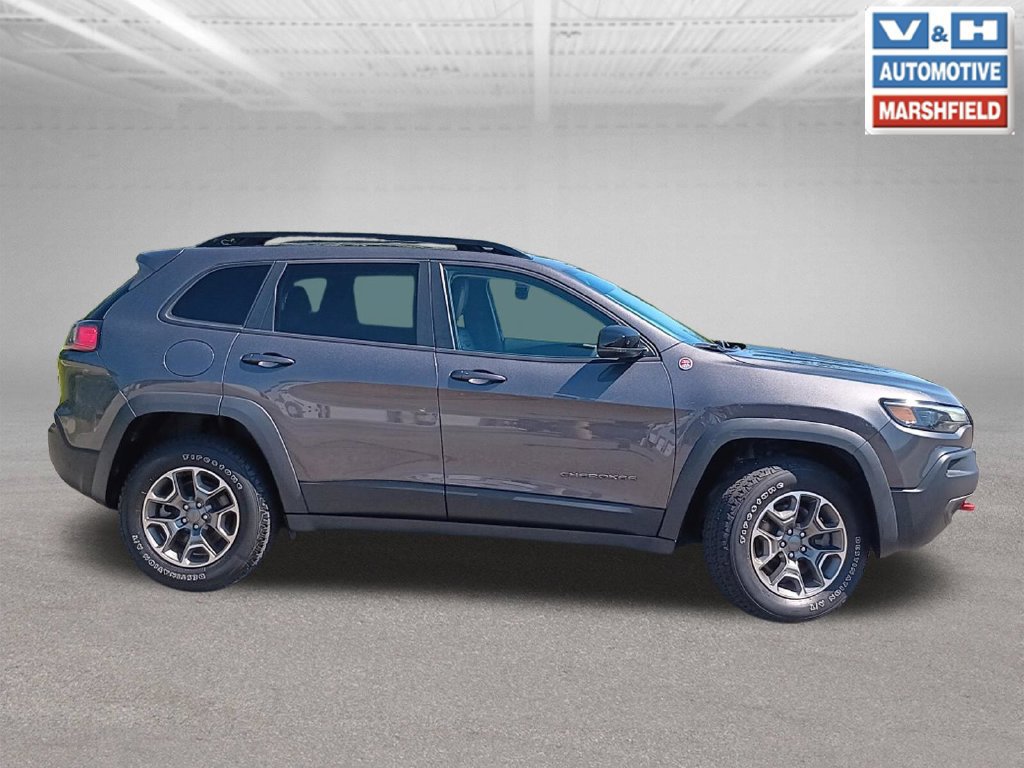 Used 2022 Jeep Cherokee Trailhawk w/ Trailer Tow Group AWD/4WD image 19