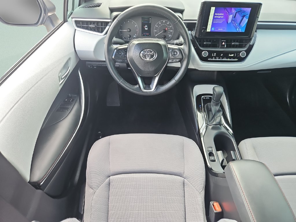 Certified 2025 Toyota Corolla SE FWD image 12