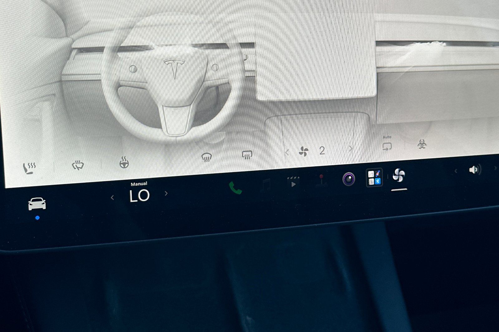 Used 2022 Tesla Model Y Long Range AWD/4WD image 31