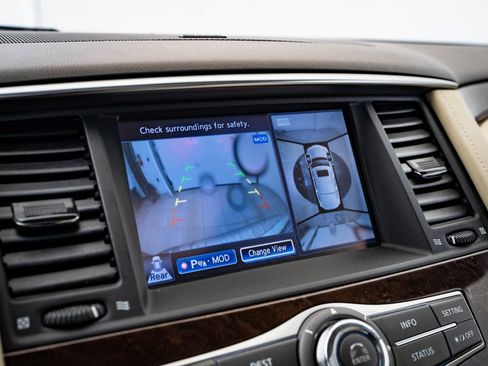 Used 2015 INFINITI QX80 4WD w/ Theater Package image 30