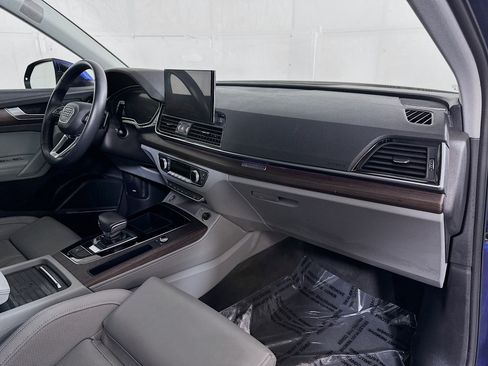 Used 2021 Audi Q5 Prestige image 29