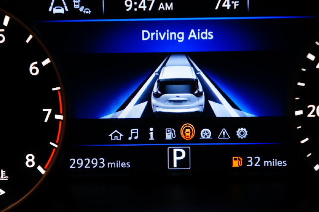 Certified 2024 Nissan Murano SV w/ SV Midnight Edition Package AWD/4WD image 18
