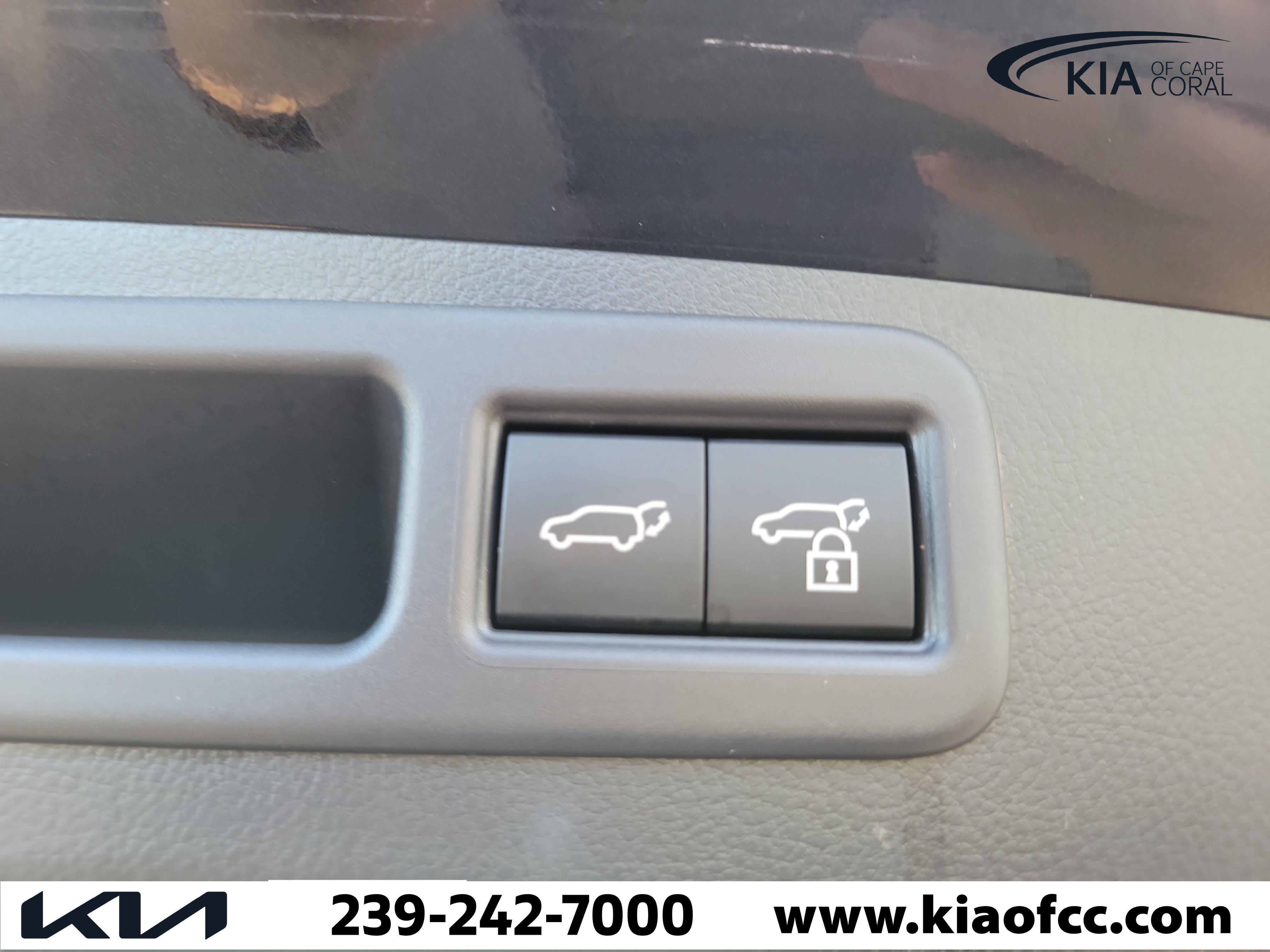 Used 2024 Lexus RX 350 Premium w/ Accessory Package (Z1) FWD image 12