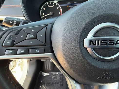 Used 2022 Nissan Altima 2.5 SR image 19