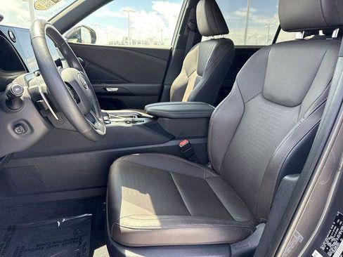 Certified 2025 Lexus TX 350 FWD w/ Technology Package image 11