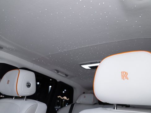 Used 2023 Rolls-Royce Cullinan w/ Cullinan Package image 45