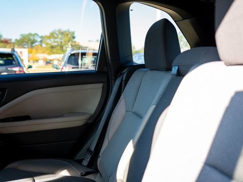 Certified 2025 Subaru Forester Premium image 27