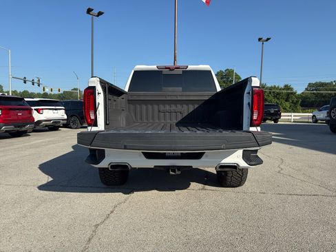 Used 2020 GMC Sierra 1500 AT4 w/ AT4 Premium Package AWD/4WD image 16