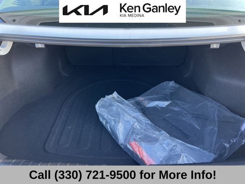 Certified 2025 Kia K4 EX image 52