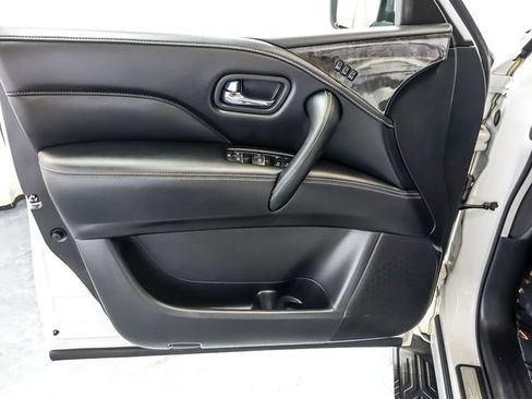 Used 2024 INFINITI QX80 Luxe AWD/4WD image 29