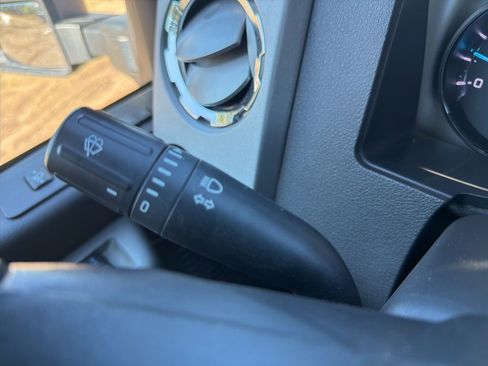 Used 2016 Ford F250 Lariat w/ Lariat Ultimate Package AWD/4WD image 23