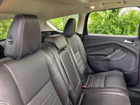 Used 2014 Ford Escape SE w/ Equipment Group 201A AWD/4WD image 32