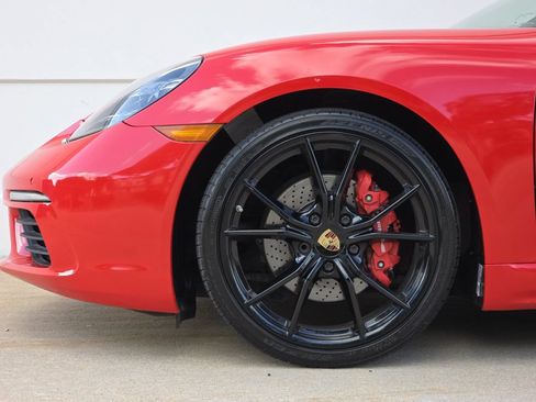 Used 2021 Porsche 718 Cayman S RWD image 32