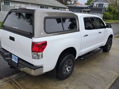 Used 2010 Toyota Tundra Limited AWD/4WD image 5