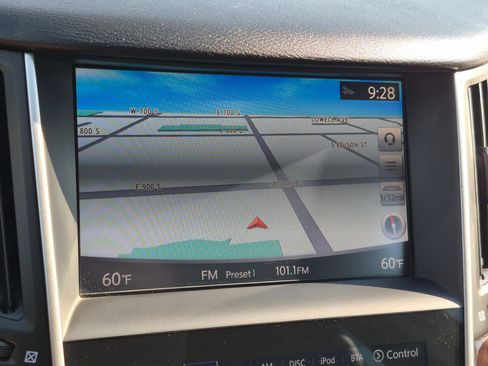 Used 2015 INFINITI Q50 AWD w/ Technology Package image 24