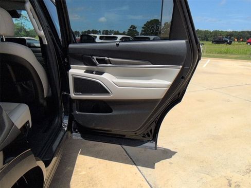 Used 2021 Kia Telluride EX w/ EX Premium Package AWD/4WD image 25