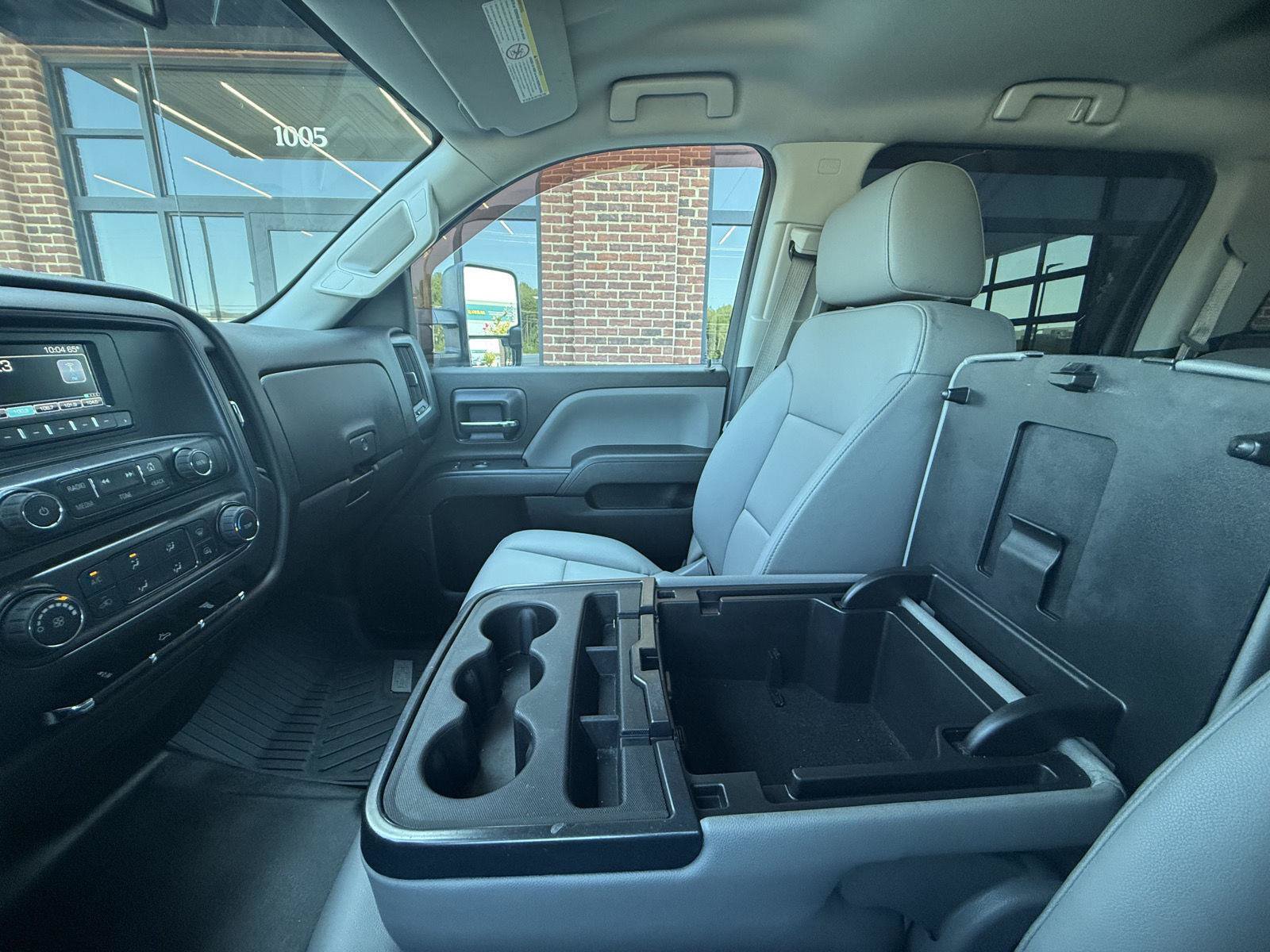 Used 2016 Chevrolet Silverado 2500 W/T w/ WT Convenience Package AWD/4WD image 9