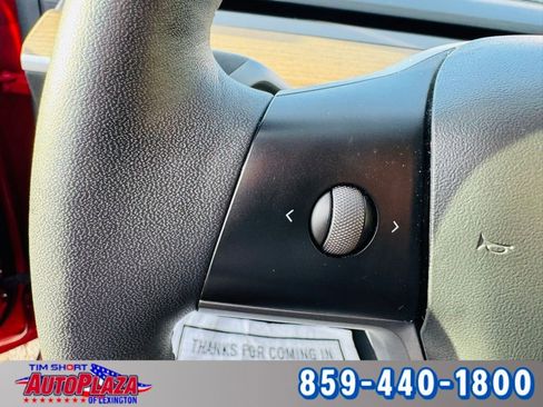 Used 2021 Tesla Model Y Long Range image 27