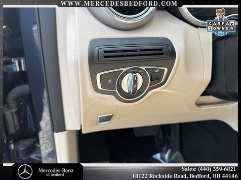 Used 2022 Mercedes-Benz GLC 300 4MATIC image 11