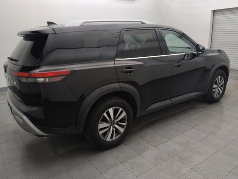 Used 2023 Nissan Pathfinder SL w/ Cargo Package FWD image 10