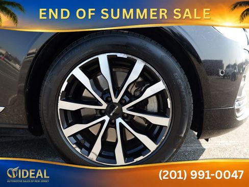 Used 2023 Volvo S90 B6 Plus AWD/4WD image 11