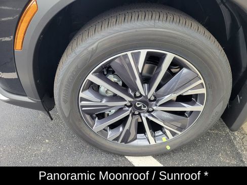 Certified 2026 INFINITI QX60 Luxe w/ Cargo Package AWD/4WD image 12