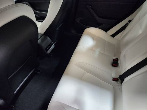 Used 2022 Tesla Model 3 Long Range image 54