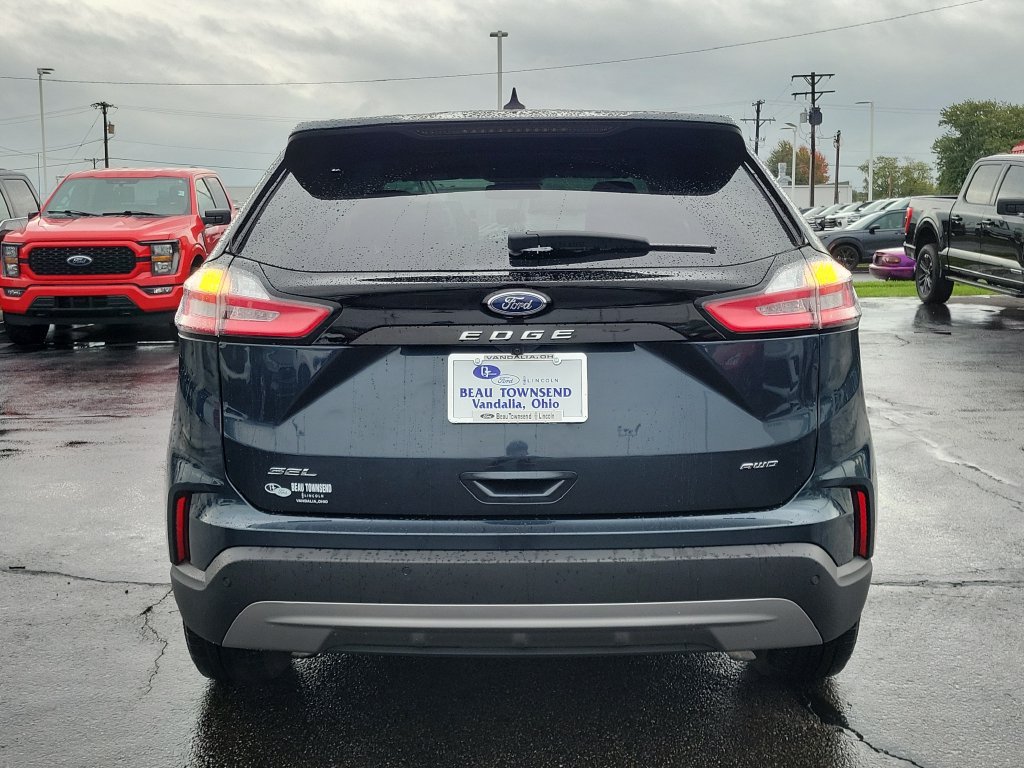 Certified 2024 Ford Edge SEL w/ Convenience Package AWD/4WD image 5