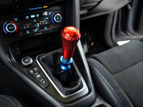 Used 2016 Ford Focus RS image 33