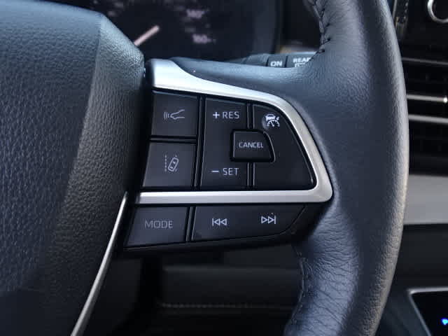 Certified 2025 Toyota Sienna XLE w/ XLE Plus Package FWD image 34