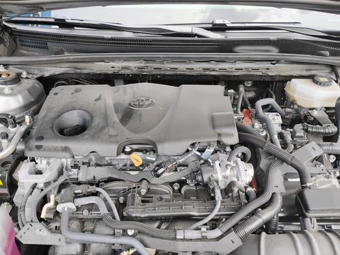 Used 2025 Toyota Camry SE FWD image 35