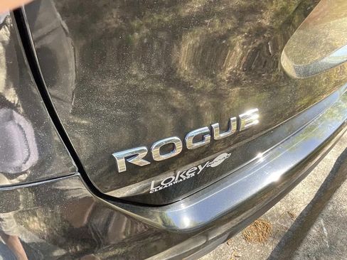 Used 2016 Nissan Rogue S w/ Appearance Package image 10