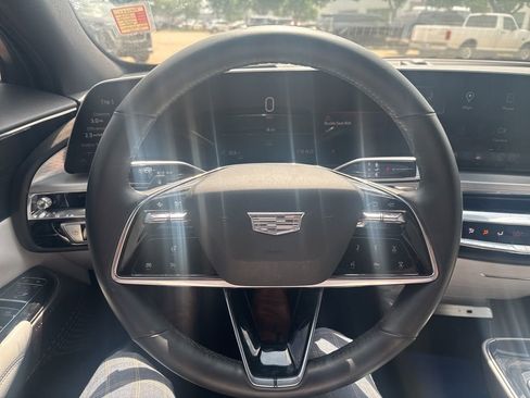 Used 2024 Cadillac Lyriq Sport RWD image 13