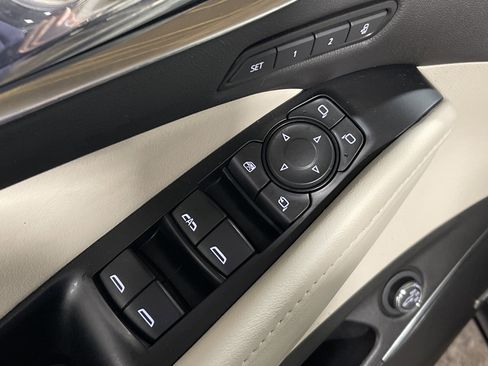 Used 2023 Buick Enclave Premium w/ Experience Buick Package image 9