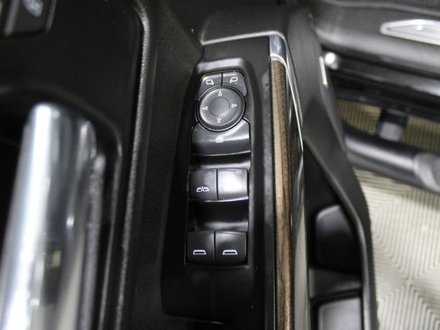 Used 2019 Chevrolet Silverado 1500 RST w/ All-Star Edition image 7