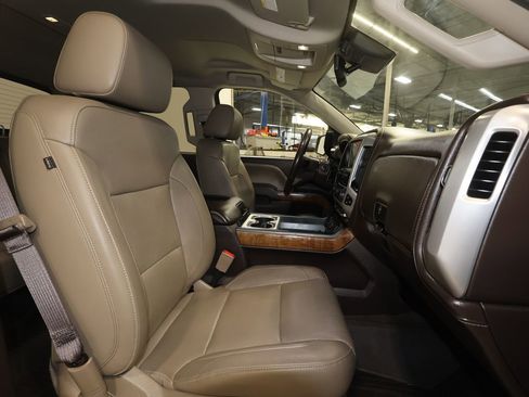 Used 2018 GMC Sierra 1500 SLT image 27