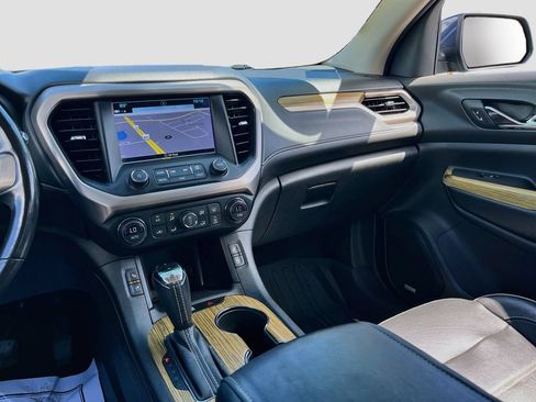 Used 2019 GMC Acadia Denali w/ Technology Package AWD/4WD image 25