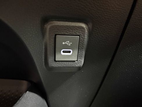 Used 2026 Toyota Corolla LE AWD/4WD image 12